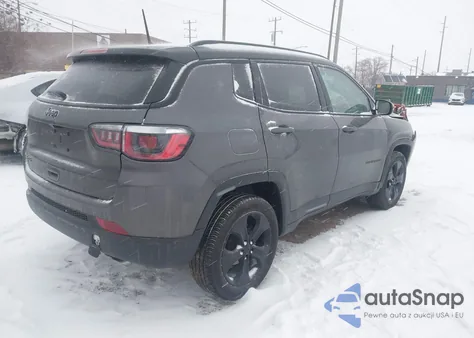 2018 Jeep Compass Altitude 4X4 from USA, damaged, VIN 3C4NJDBB7JT325497